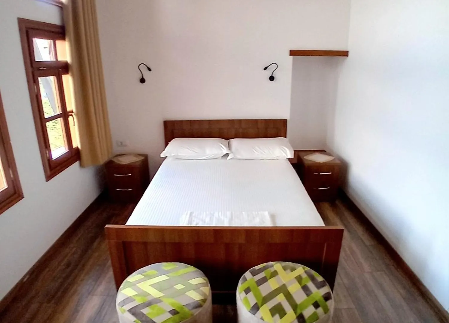 House Hotel Cela Gjirokastër 3*,